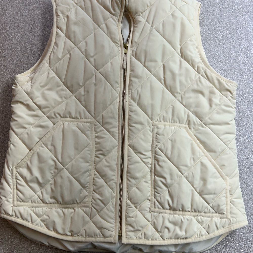 J Crew Mercantile‎ Women's Cream Quilted Vest, size L